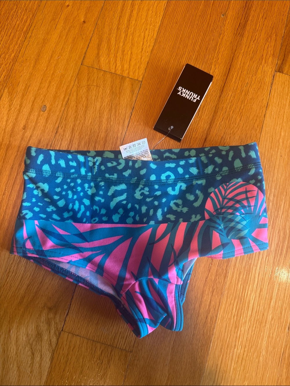 Funky Trunks Tropical Print Swim Briefs -size 8